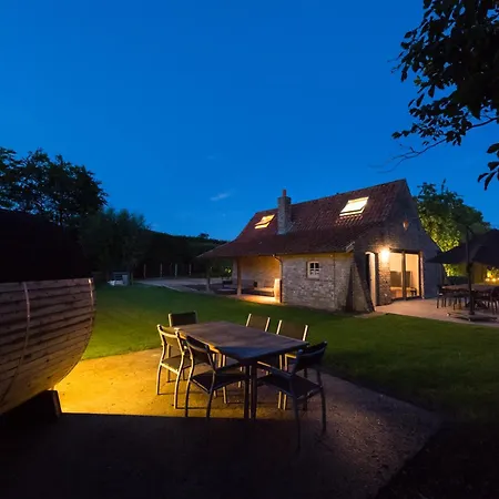 Wildenburgs Klaverhuisje Holiday home Wingene